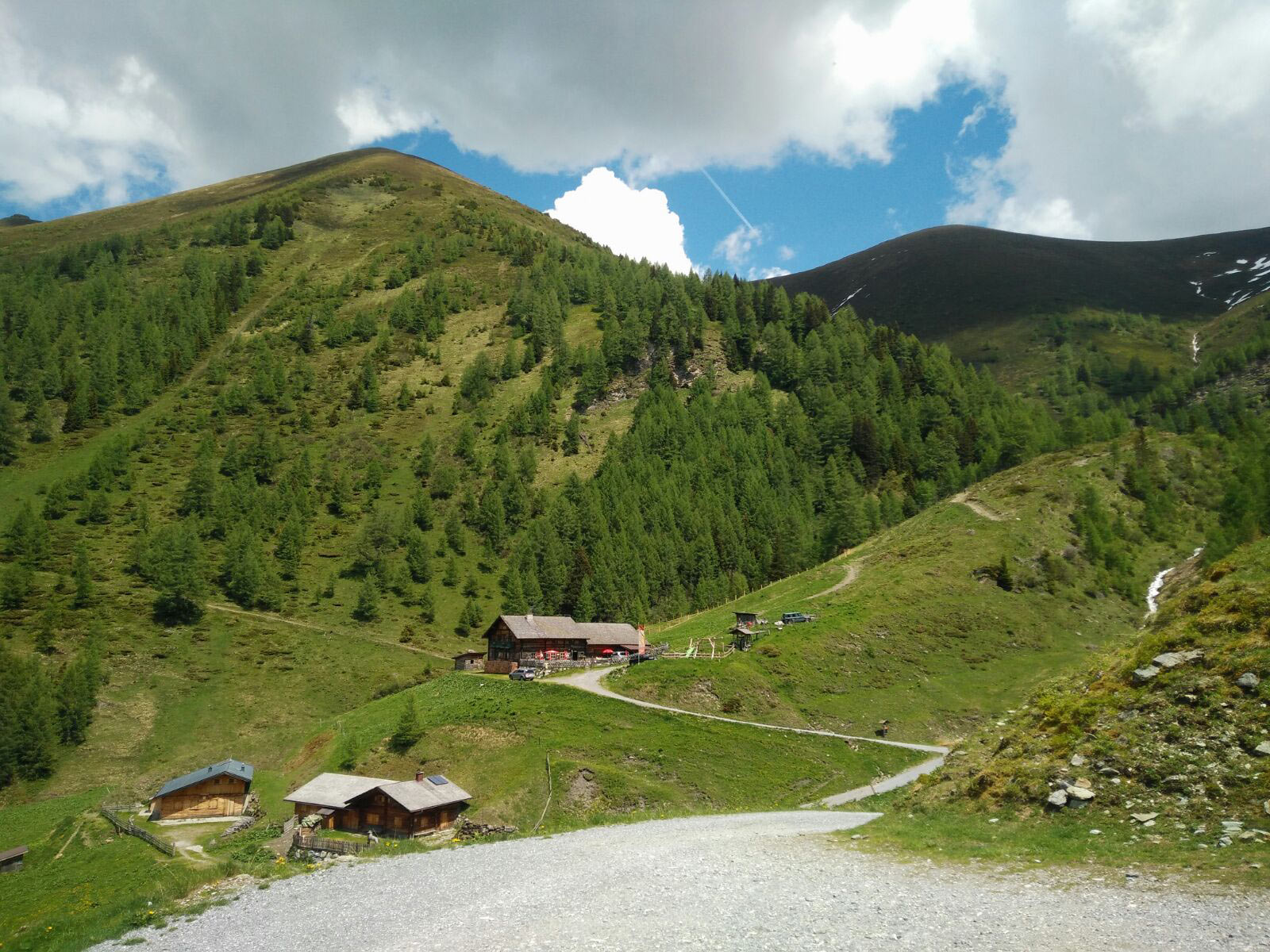 Auch auf dieser Höhe gibt es noch Versorger - gott sei Dank!