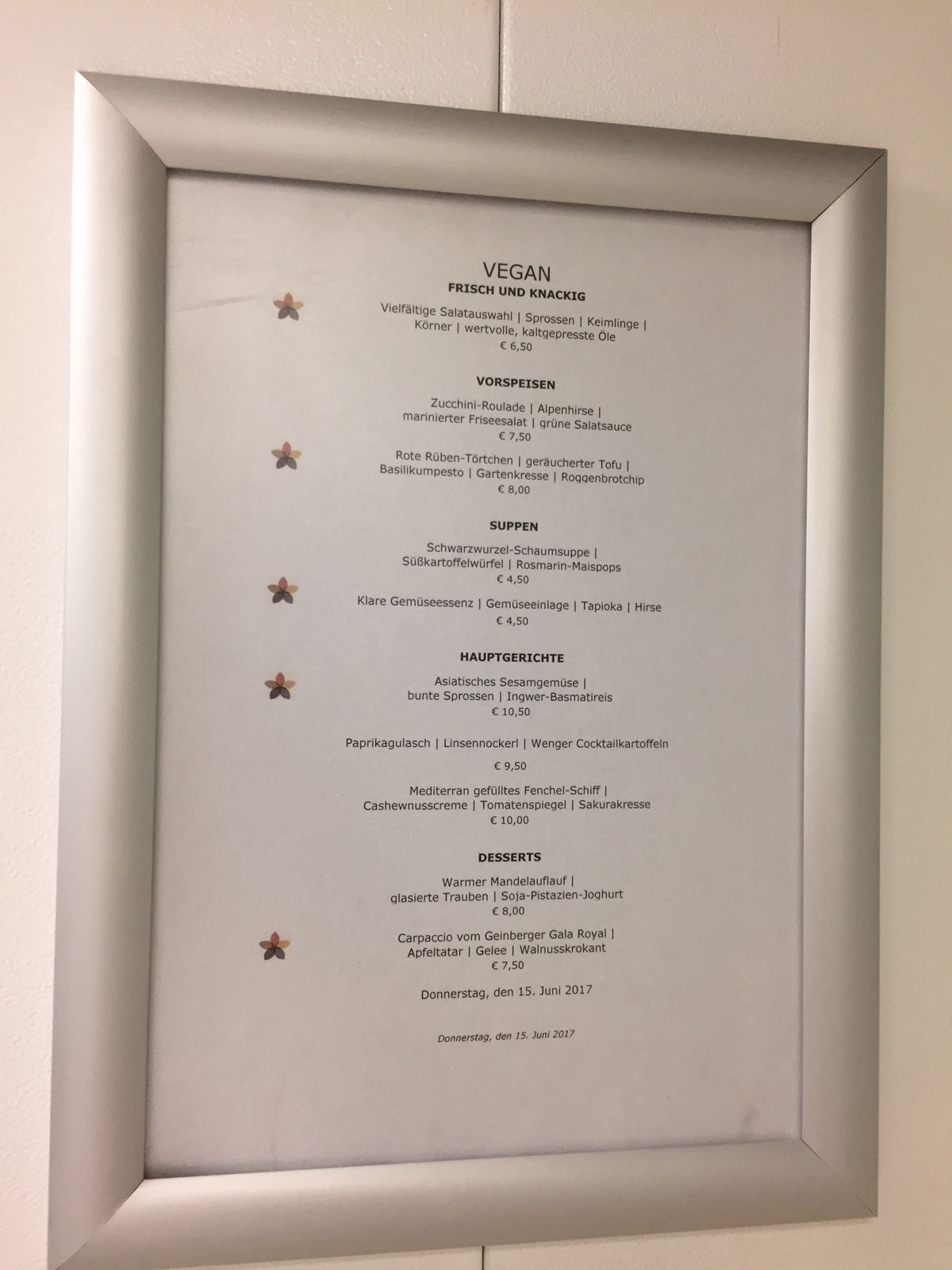 Tagesangebot an Speisen am veganen Donnerstag in der Villa Vitalis