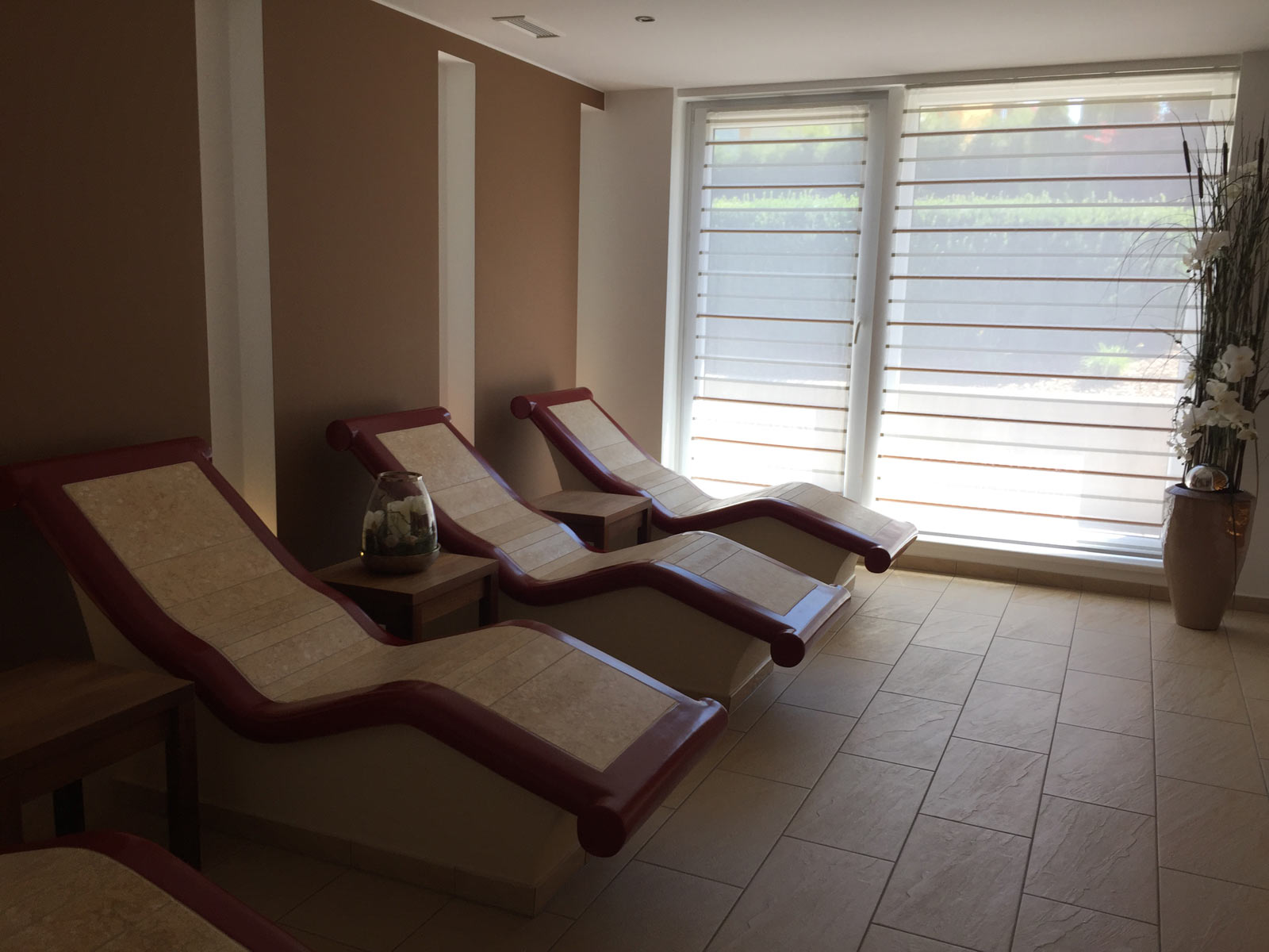 Thermoliegen in der Saunalandschaft