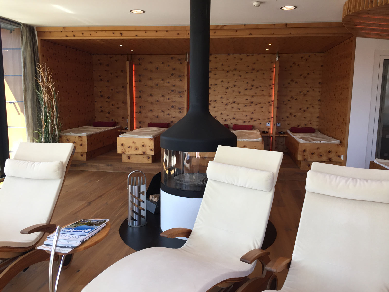 Zirbenzimmer Villa, Relaxliegen